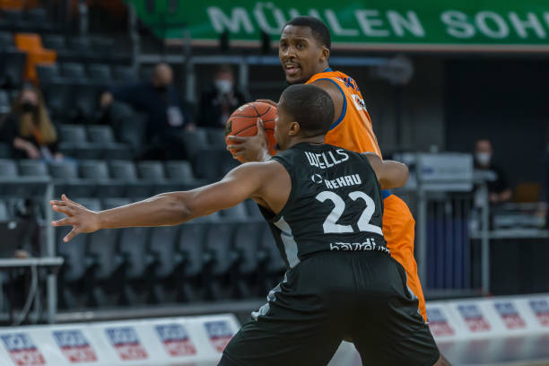 并在空中进 并在空中进